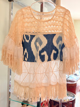 Load image into Gallery viewer, Vio's Design Blouses
