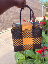 Load image into Gallery viewer, Oxaca handmade bags medium
