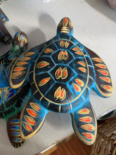 Load image into Gallery viewer, clay h painted tortugas

