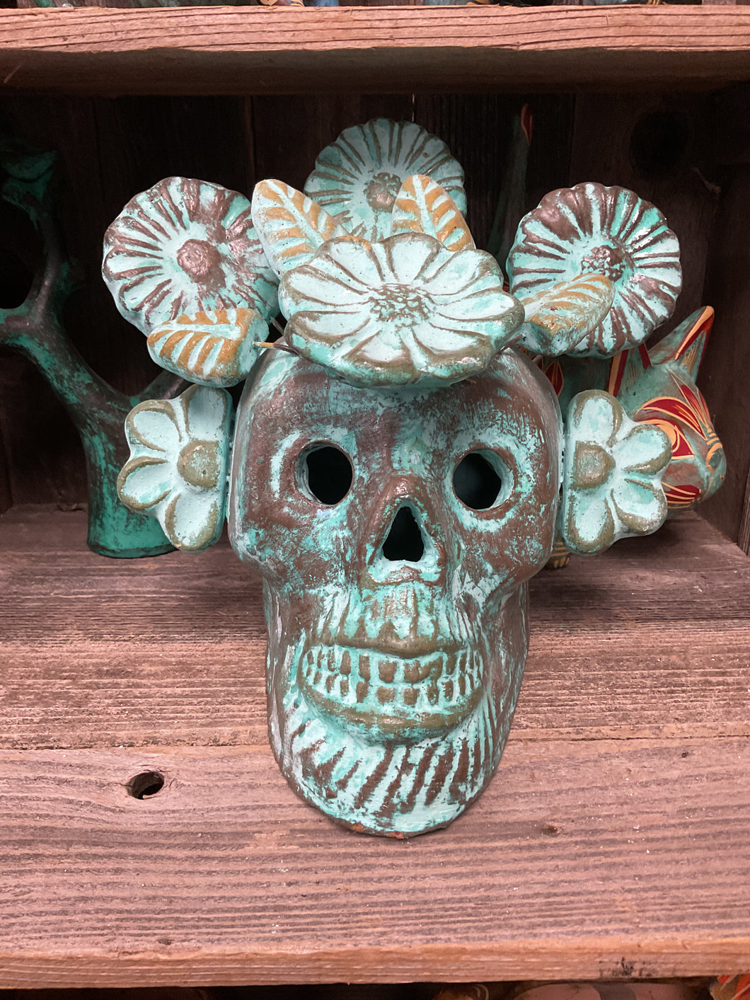 Clay skull large with roses