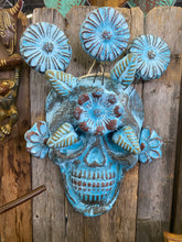 Load image into Gallery viewer, CL skull plaque with flowers
